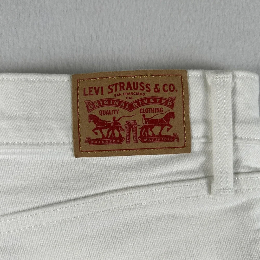 Levi's Bermuda Shorts Womens 28 White Denim Stretch Mid Length Casual Summer 12